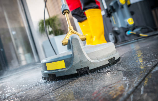 Why Choose Our Certified Pressure Washing Experts for Your Project Needs in Dubach, LA?